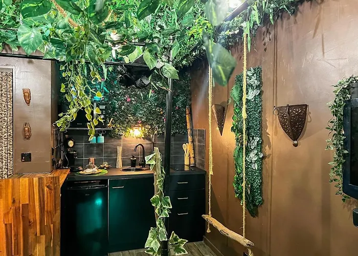 La Taniere De Mowgli - Du Mole Apartamento *